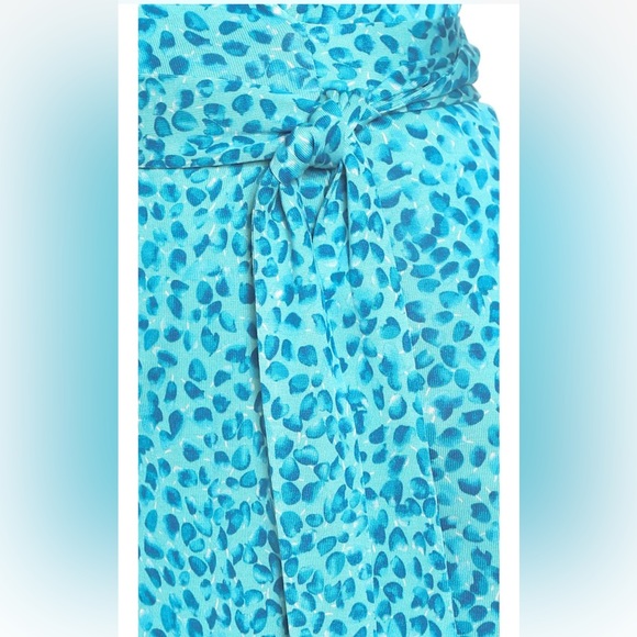 NWT Diane Von Furstenburg New Julian Two Petal Dreams Blue Wrap. dress - Picture 3 of 11